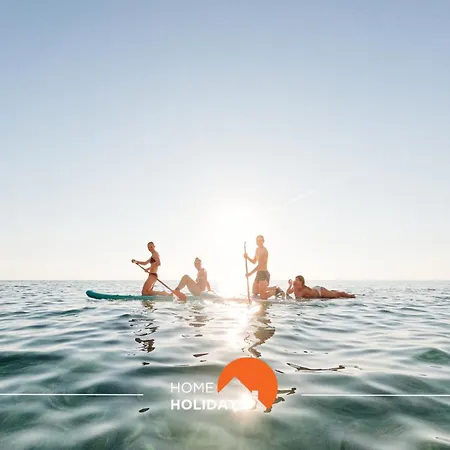 #287 Rodrimar 212 By Holidays *