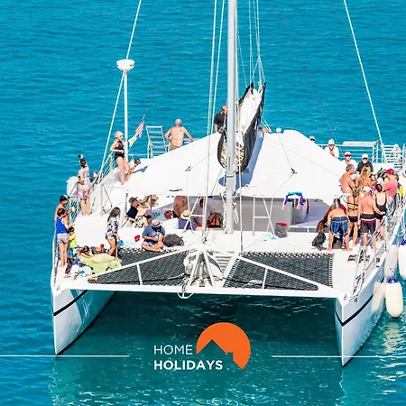 #287 Rodrimar 212 By Holidays